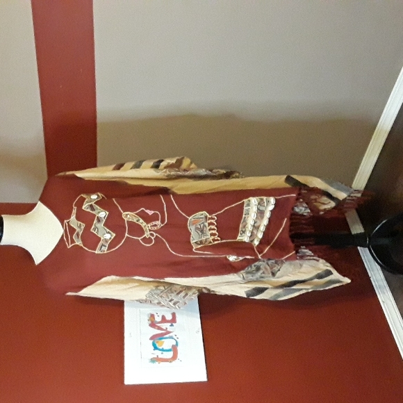 Sold MARCIA &Me &Co 2024 - Picture 2 of 10